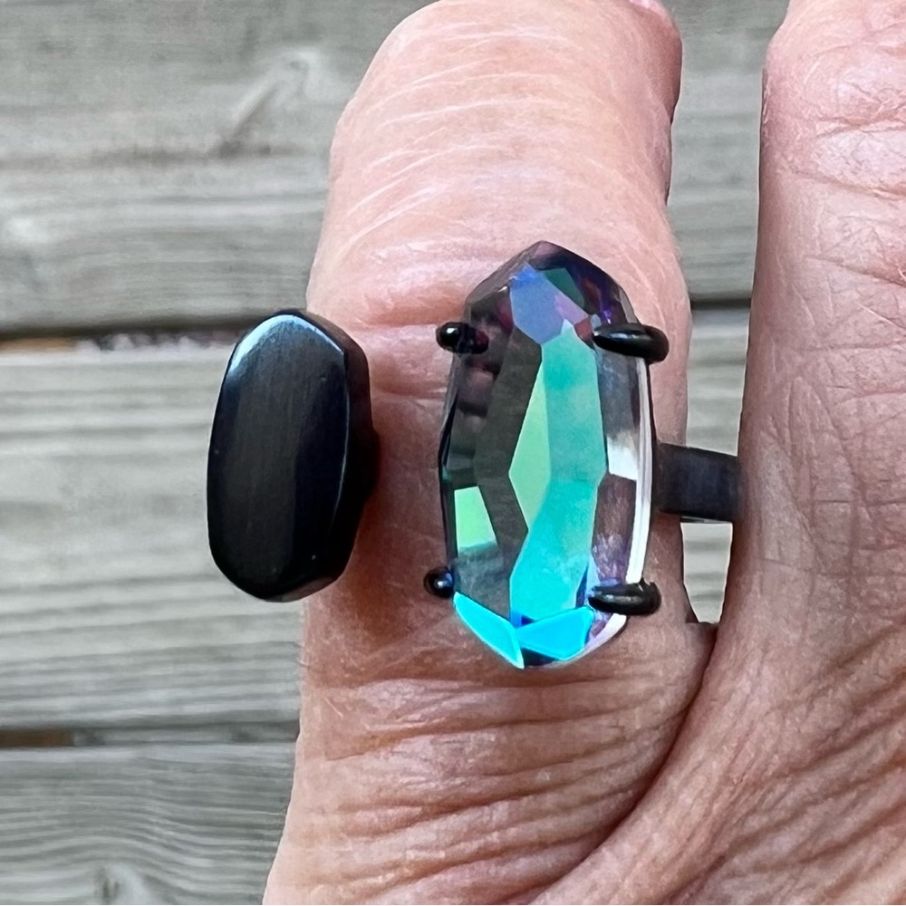 NWT Kendra Scott Pryde Ring Retired Indigo Dichroic & Navy Gunmetal SOLD OUT!! - Picture 12 of 12
